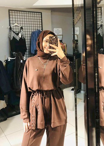 Kahverengi kürklü Yelek takım - Görsel 4