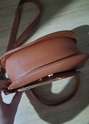 Kahverengi Deri Ayarlanabilir Askılı Kadın Çanta - Görsel 5