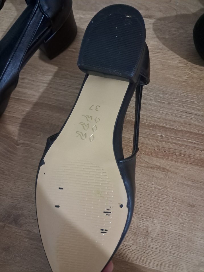 Klasik Siyah Tokalı Kadın Topuklu Ayakkabı - Görsel 3