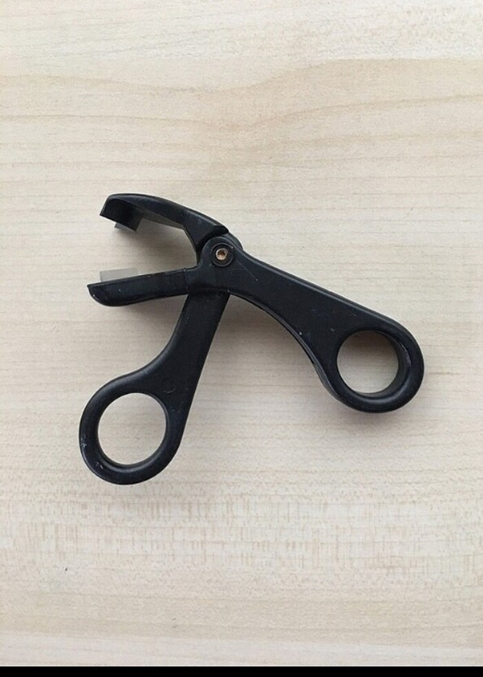 Avon Kirpik Kıvırıcı - Görsel 2