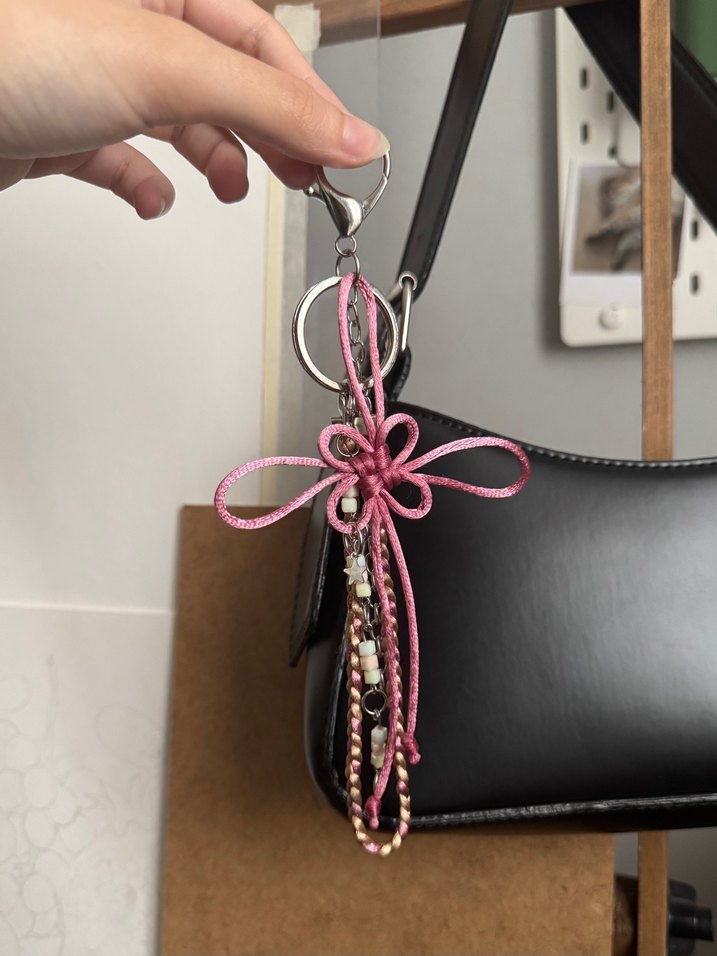 Pink Lotus Çanta Charmı - Görsel 3