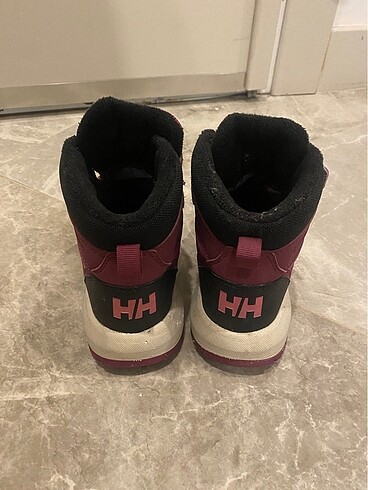 31 Beden Helly hansen kar botu