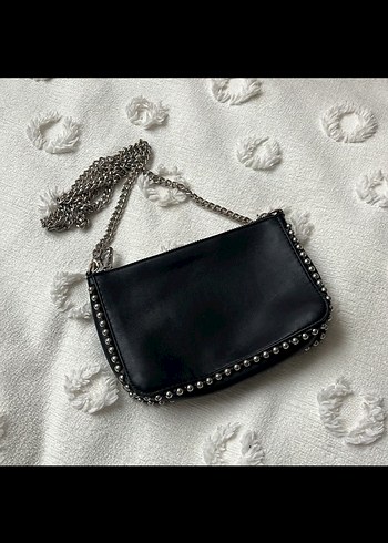 Zincir Detaylı Siyah Deri Punk Çanta - Görsel 2