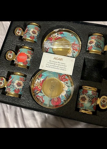 Altın Detaylı Çiçek Desenli Mini Fincan Seti - Görsel 2