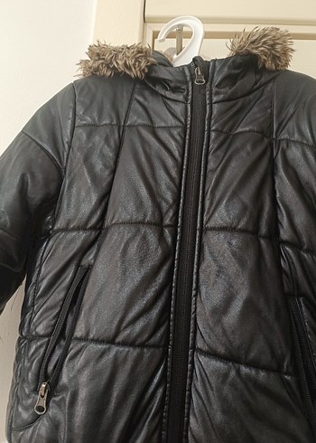 Kapüşonlu Siyah Deri Erkek Çocuk Mont - Görsel 2