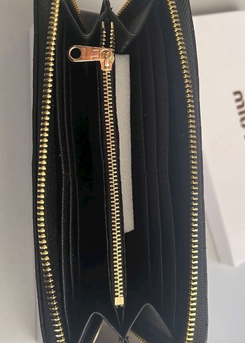 Miu Miu Miu Miu Siyah Deri Fermuarlı Kadın Cüzdanı