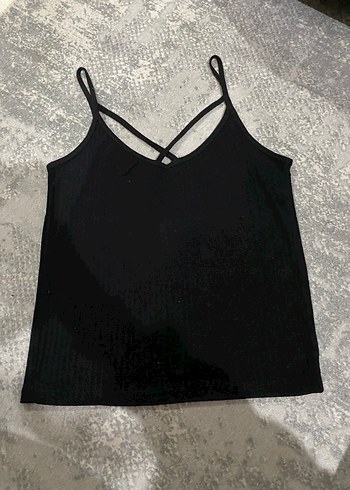 Siyah V Yaka İnce Askılı Atlet - Görsel 2