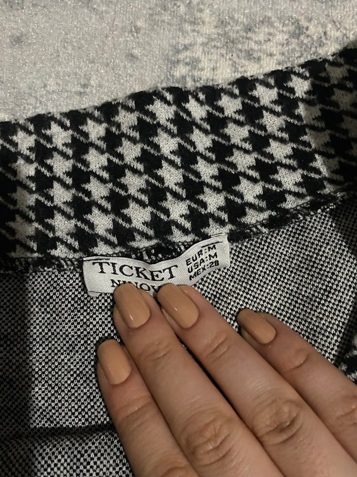 Ekose Mini Etek Volan Detaylı - Görsel 3