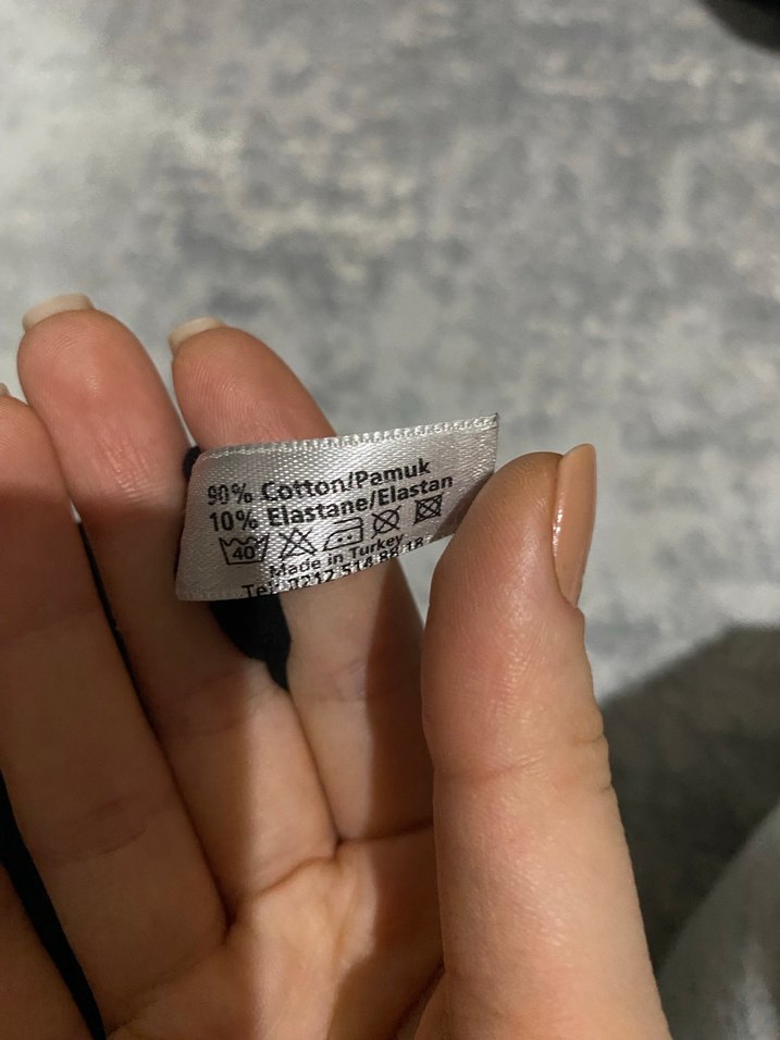 Siyah Yüksek Yakalı Kolsuz Body - Görsel 4