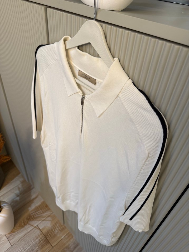 Beymen Collection Çizgi Detaylı T-Shirt - Görsel 3