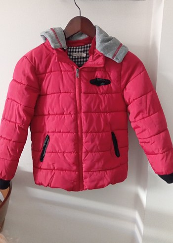 kırmızı şişme mont - Görsel 2