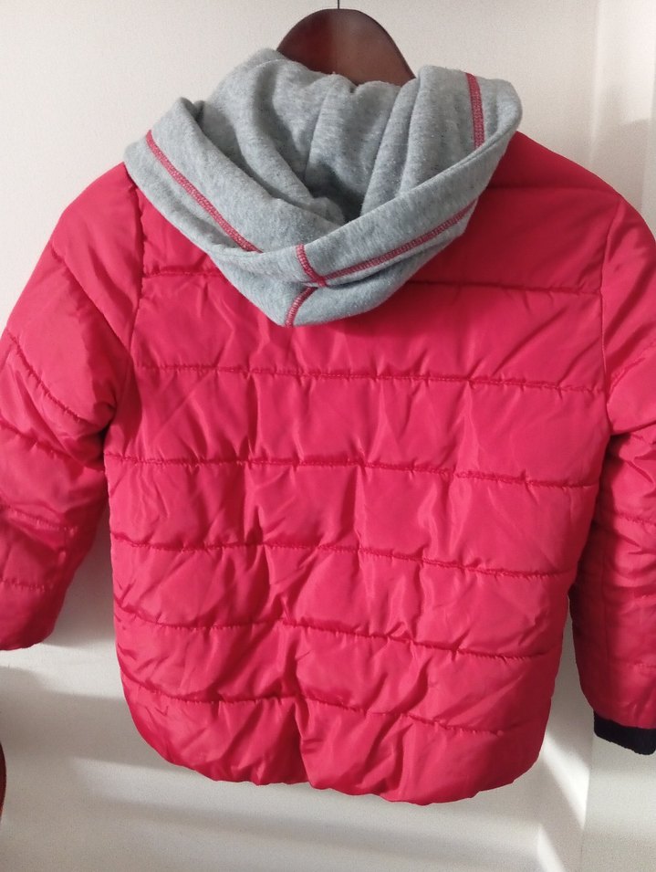 kırmızı şişme mont - Görsel 5