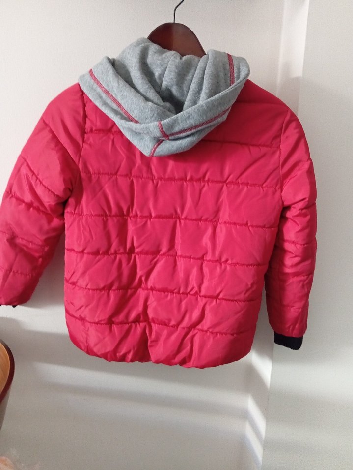 kırmızı şişme mont - Görsel 4