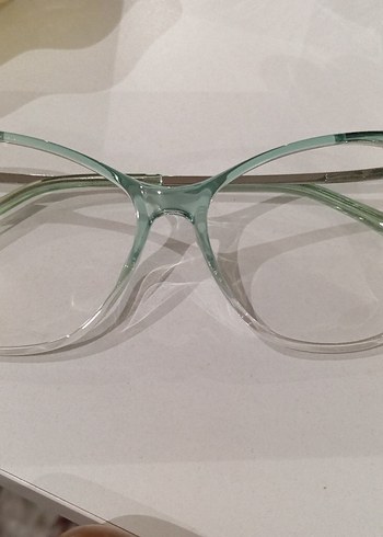 Şeffaf Pastel Yeşil Kadın Gözlüğü - Görsel 10