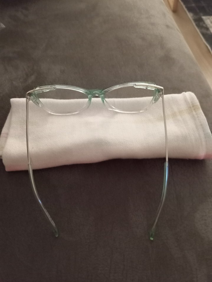 Şeffaf Pastel Yeşil Kadın Gözlüğü - Görsel 5