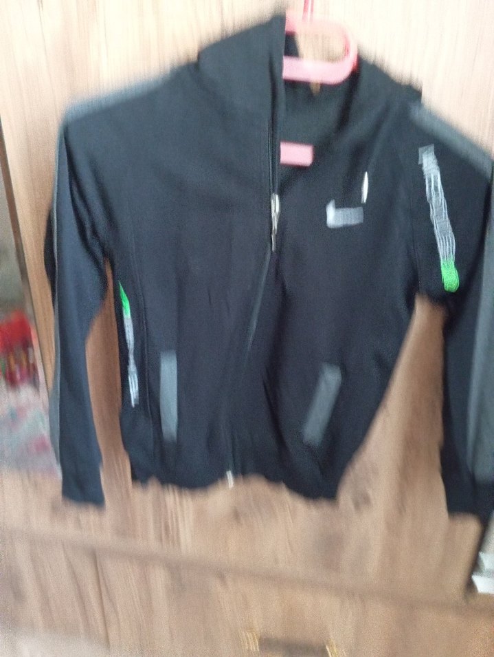 Erkek Çocuk Siyah Kapüşonlu Fermuarlı Ceket - Görsel 2