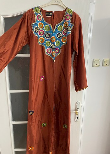 Boncuk İşlemeli Uzun Bohem Elbise - Görsel 4