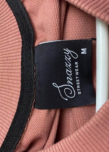 Kuzun kollu tişört - Görsel 4