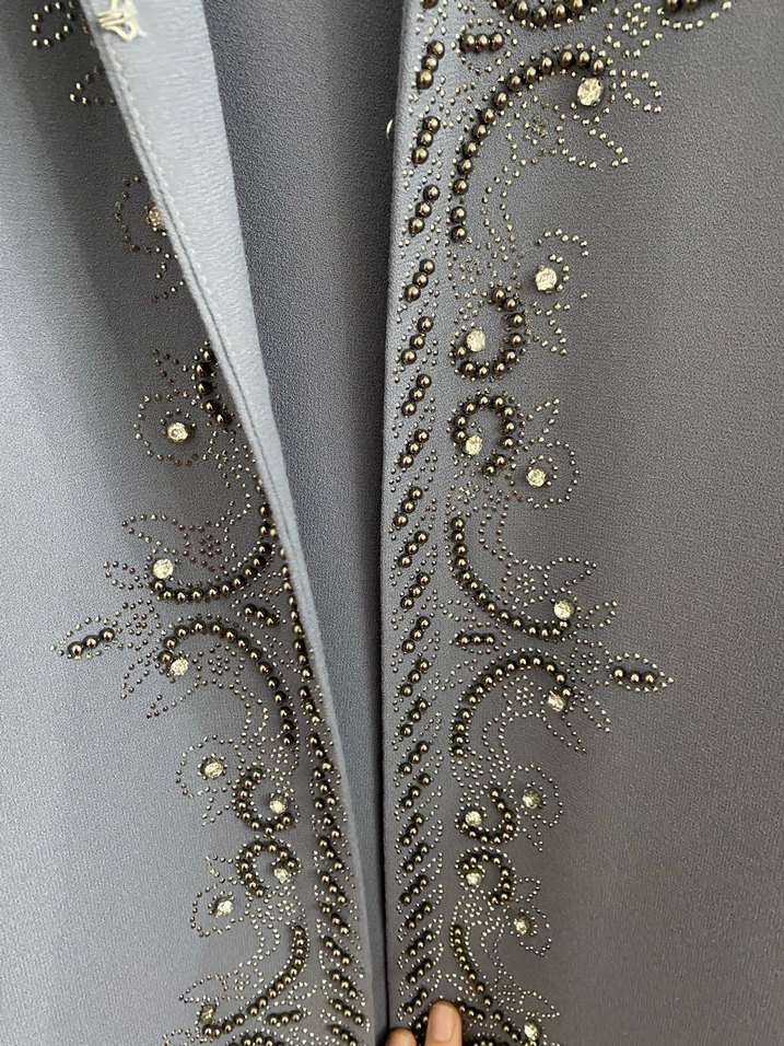 Uzun Kollu Gri Nakışlı Kadın Elbisesi - Görsel 3