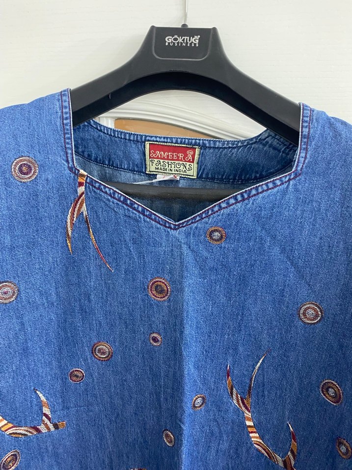 Nakışlı Uzun Mavi Denim Elbise - Görsel 2