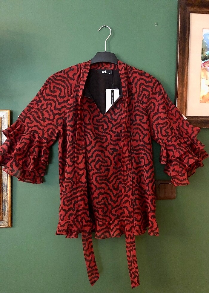 Yeni ve Etiketli Şık Bluz/Gömlek - Görsel 4