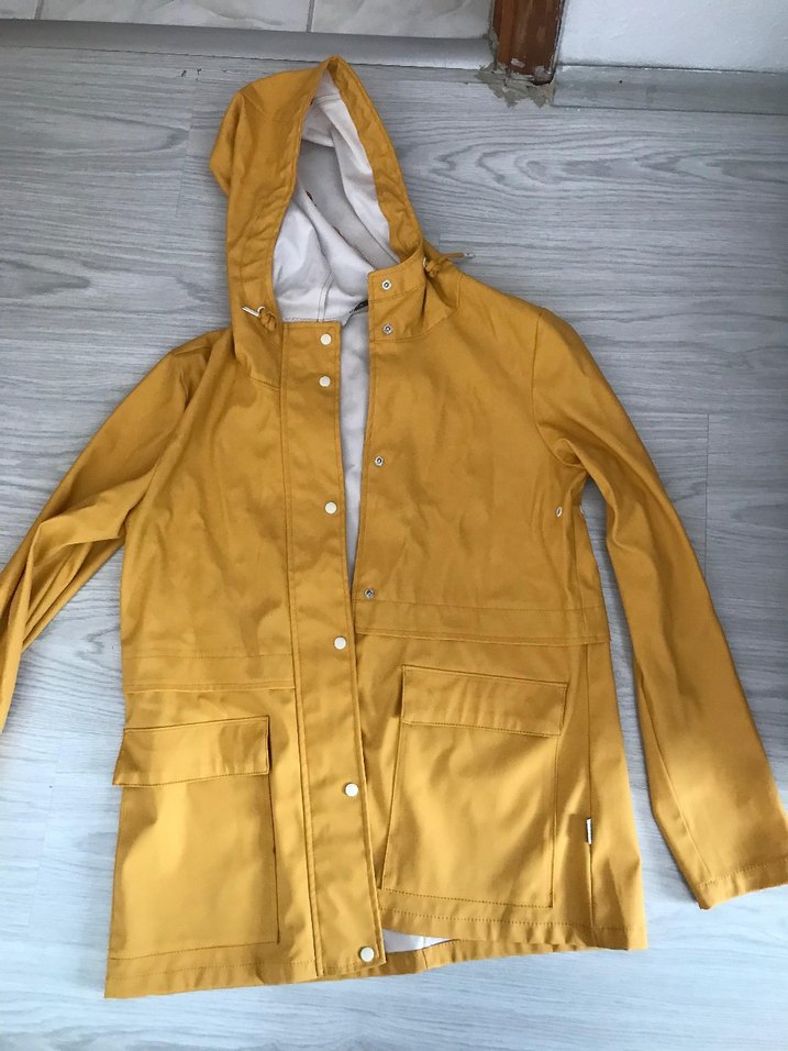 Düğmeli Sarı Kadın Yağmurluk - Görsel 2