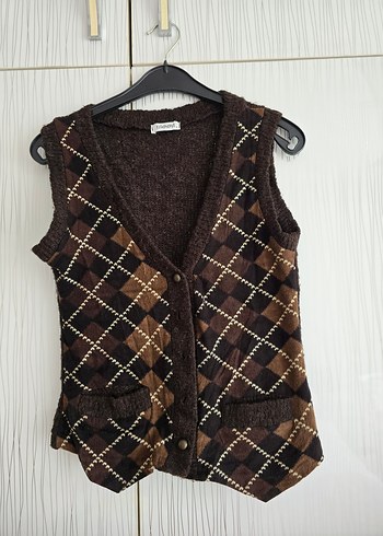 Kahverengi Desenli Örgü Kadın Yelek - Görsel 2