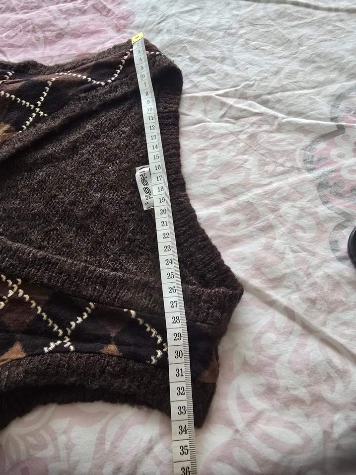 Kahverengi Desenli Örgü Kadın Yelek - Görsel 3