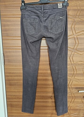 Guess Düşük Bel Pantolon - Görsel 2