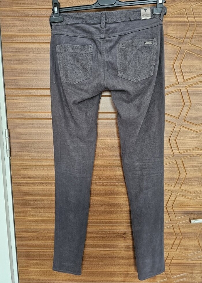 Guess Düşük Bel Pantolon - Görsel 2