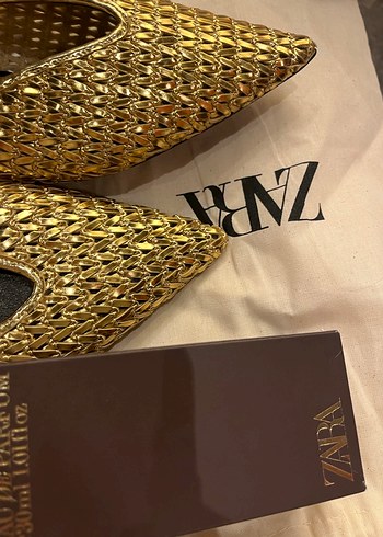 Altın Renk Deri Stiletto Topuklu Kadın Ayakkabı - Görsel 3