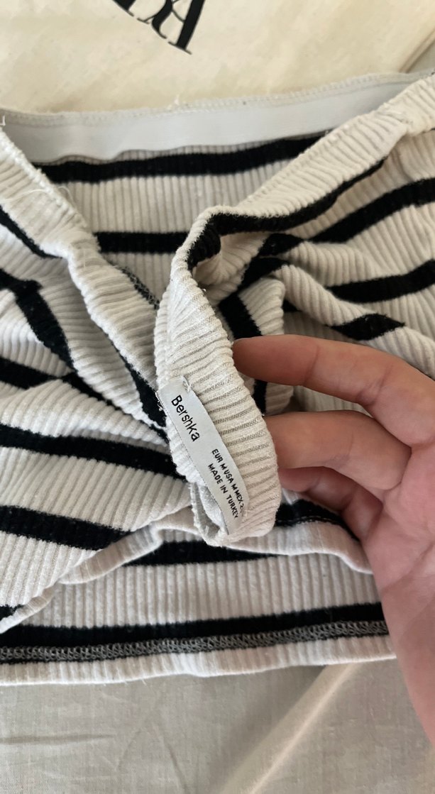Zara Beyaz Gri Çizgil crop - Görsel 2