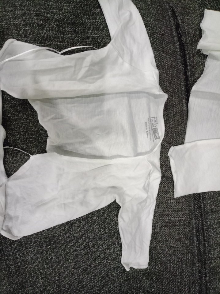 Beyaz Çocuk İçlik Üstü - Görsel 2