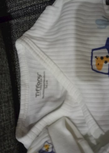 Bebek Erkek Beyaz Nakışlı Takım ve eldiveni - Görsel 2