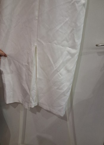 Beyaz Straplez Midi Kumaş elbise - Görsel 3