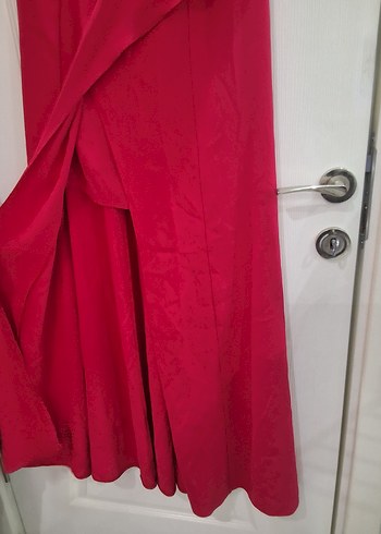 Kırmızı Straplez Uzun Abiye Elbise - Görsel 2