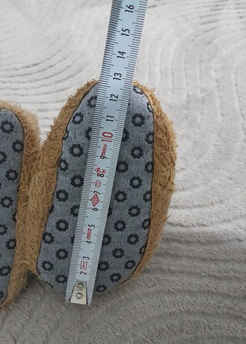 Kız Erkek Çocuk Kahverengi Kürklü Nakışlı Ev Terliği - Görsel 4