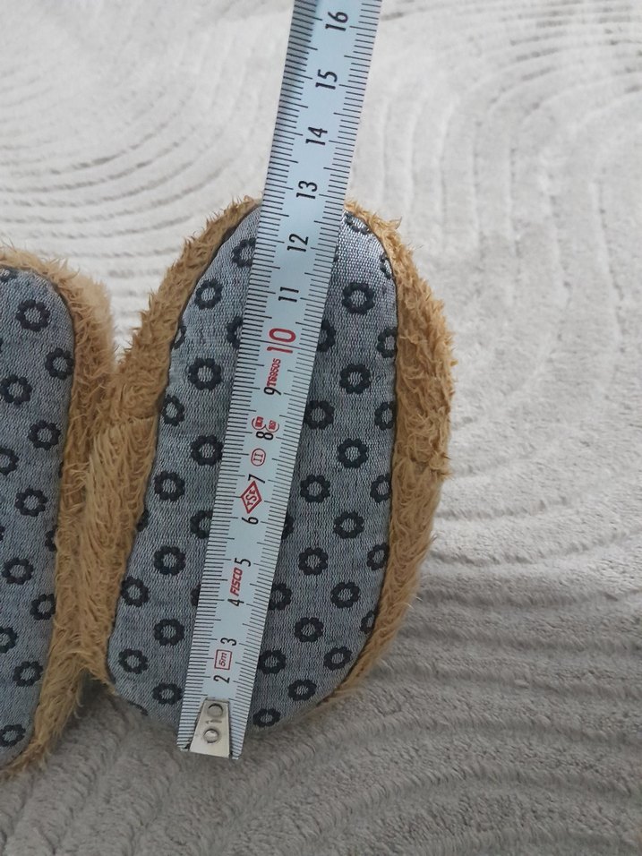 Kız Erkek Çocuk Kahverengi Kürklü Nakışlı Ev Terliği - Görsel 4