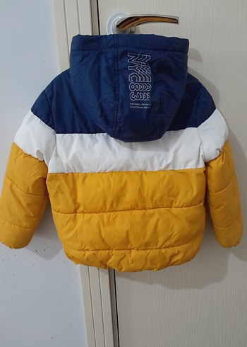 TERTEMİZ POLARLI Çocuk Sarı Lacivert Kapüşonlu Mont - Görsel 2