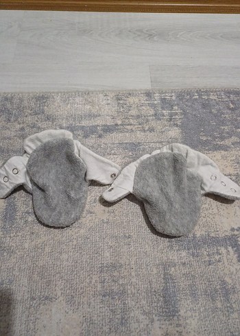 Düğmeli Erkek Çocuk Gri Sıcak Ev Terliği - Görsel 5