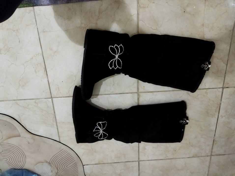 Siyah Nakışlı Süet  Kadın Çizme - Görsel 4