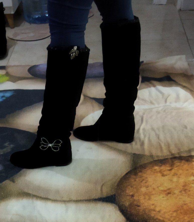 Siyah Nakışlı Süet  Kadın Çizme - Görsel 3