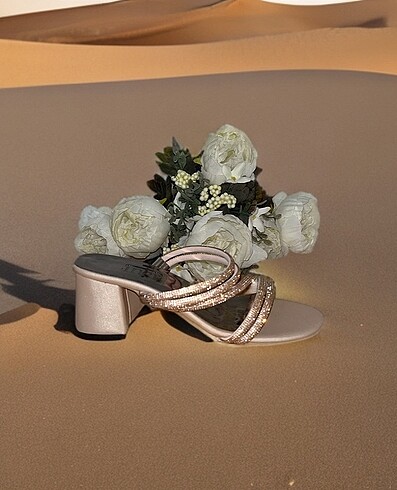 Asos Topuklu bronz sandalet