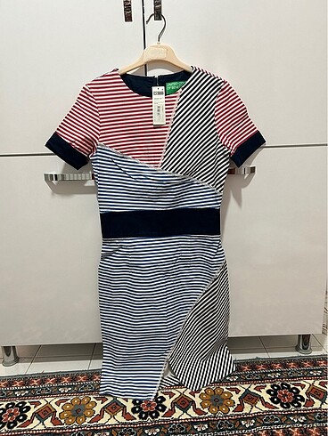 Benetton Elbise