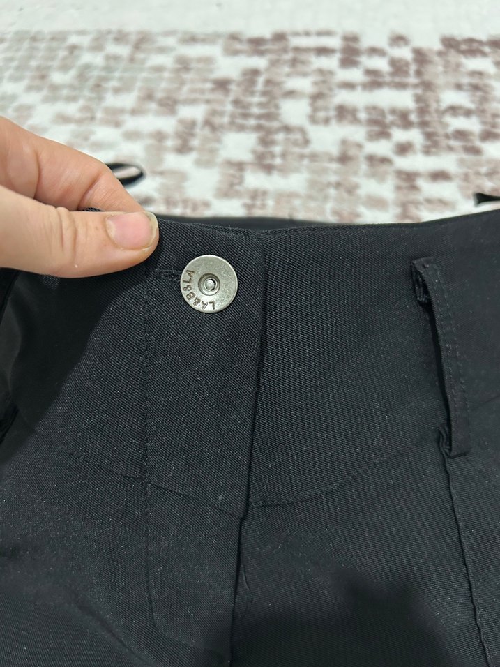 Siyah Mini Hamile Şortu Kemerli - Görsel 3