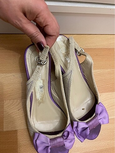 37 Beden Fiyonklu sandalet
