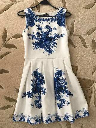 Markasız Ürün Çiçek desenli elbise