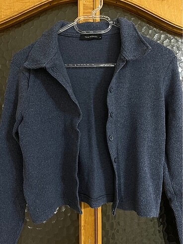 Trendyol & Milla Lacivert crop hırka