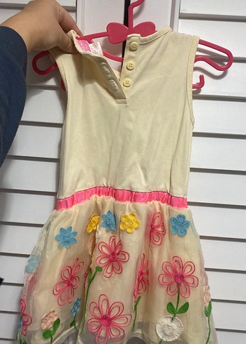 Nakışlı Çiçek Desenli Kolsuz Kız Elbisesi - Görsel 2