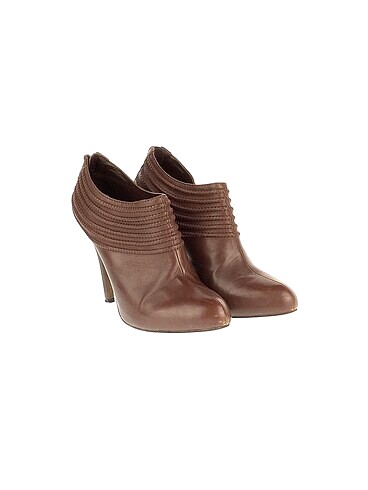 Zara Zara Bot %70 İndirimli.